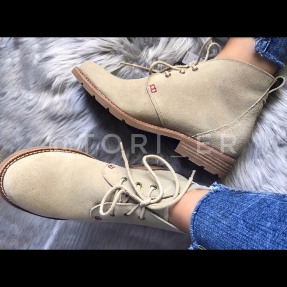 Ariat Women’s  Casual Boots NWB - Picture 7 of 7